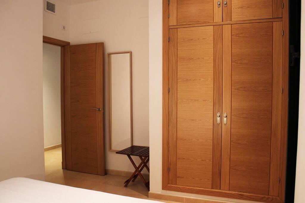 צ'יקלנה דה לה פרונטרה Fancy Apartment In A Historic House, Chiclana City Center By C. Dreams מראה חיצוני תמונה