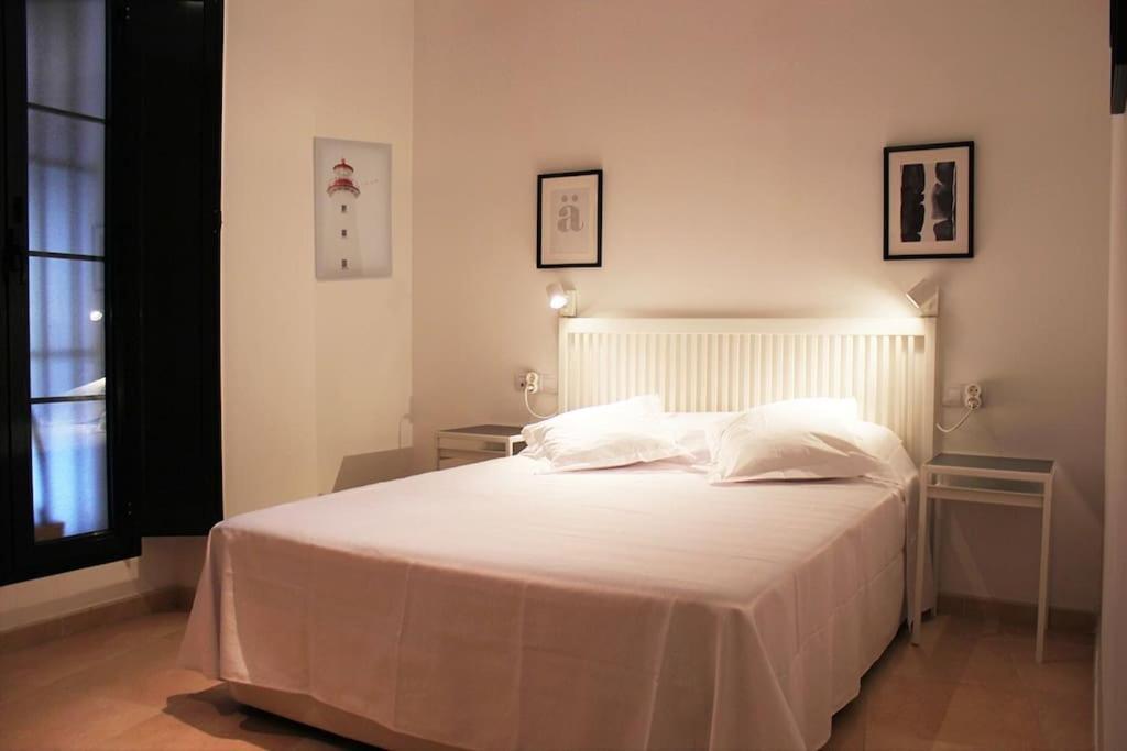 צ'יקלנה דה לה פרונטרה Fancy Apartment In A Historic House, Chiclana City Center By C. Dreams מראה חיצוני תמונה