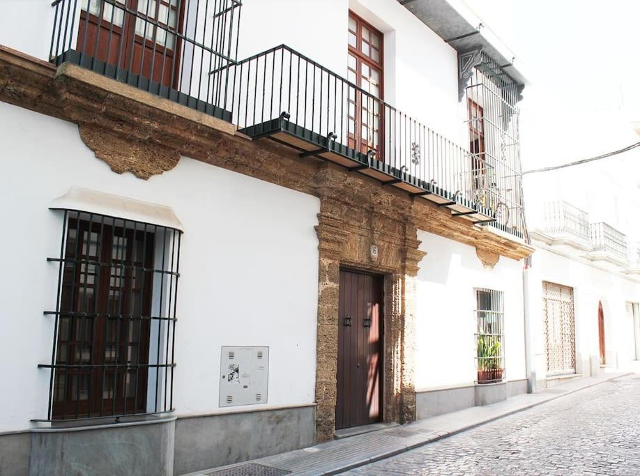 צ'יקלנה דה לה פרונטרה Fancy Apartment In A Historic House, Chiclana City Center By C. Dreams מראה חיצוני תמונה